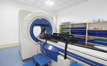 陀螺刀——陀螺旋转式钴60